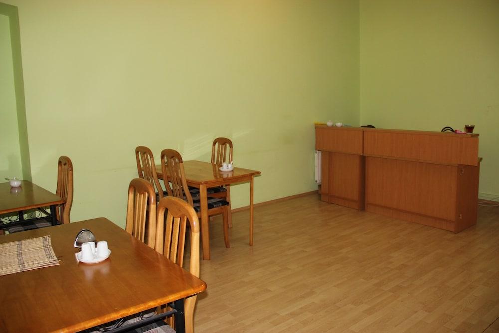 Balion Hotel Баку Экстерьер фото