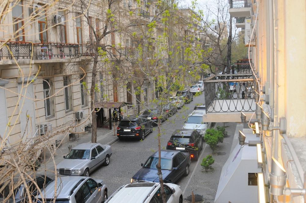 Balion Hotel Баку Экстерьер фото